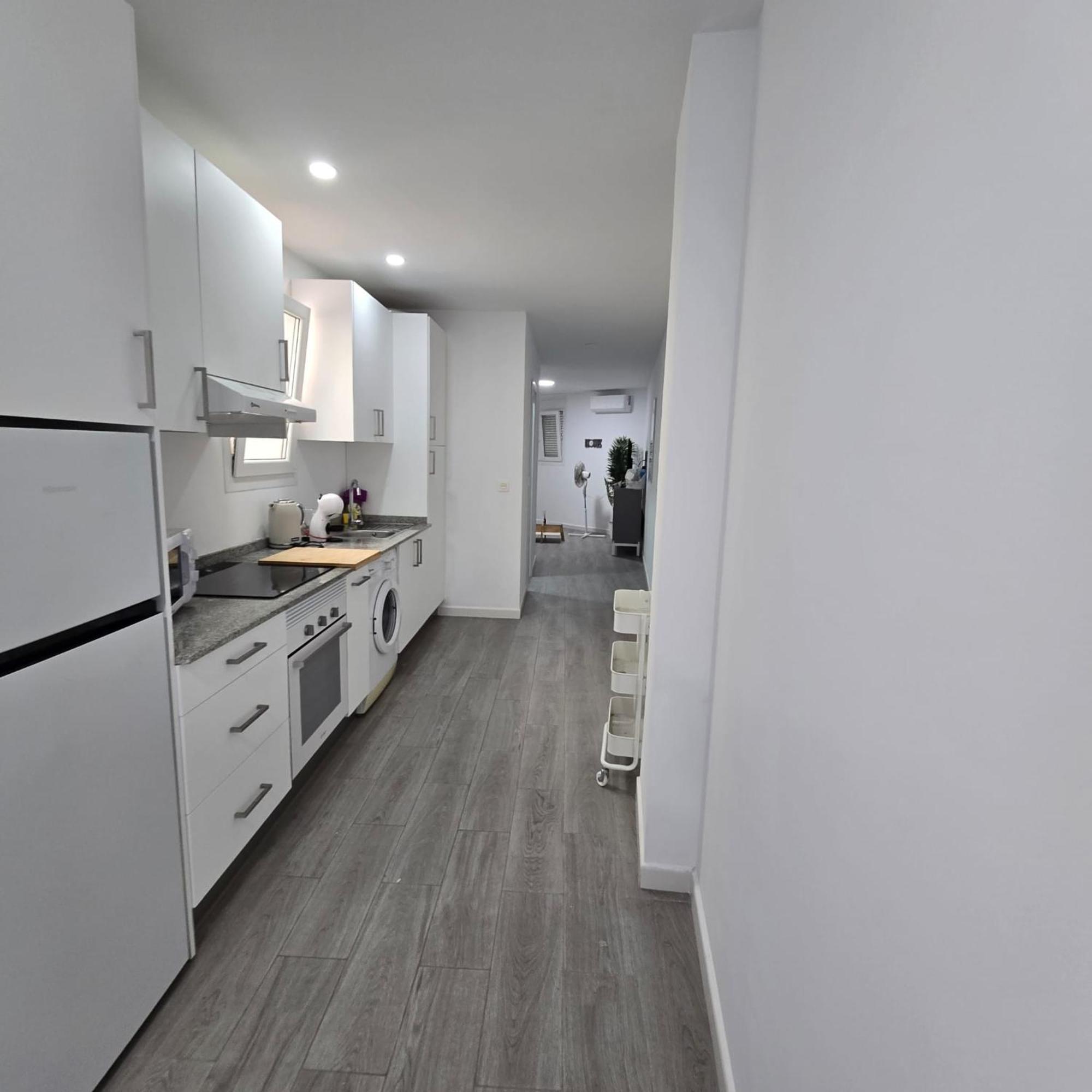 2 Rooms Con Terraza Malaga Exterior photo